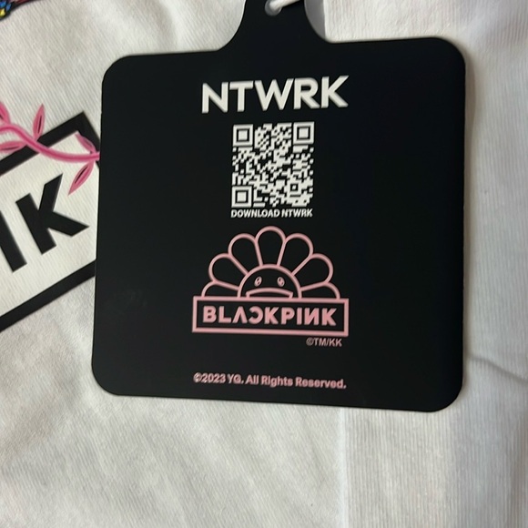 BLACKPINK - TAKASHI MURAKAMI Long sleeve Shirt - Picture 4 of 8